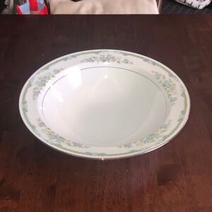 🥳 Four Crown China Floral Rimmed Bowl